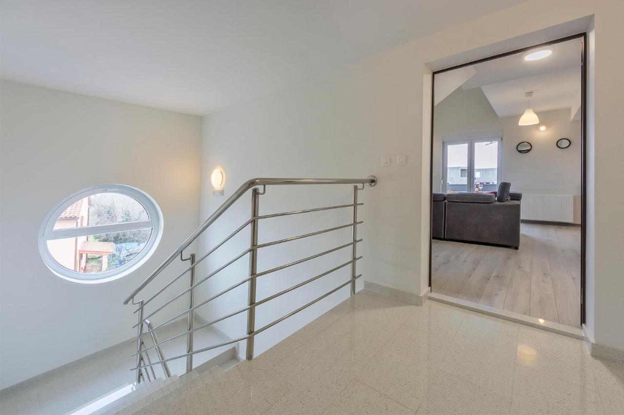 2 Bedroom Apartment Peroj Фажана Екстер'єр фото